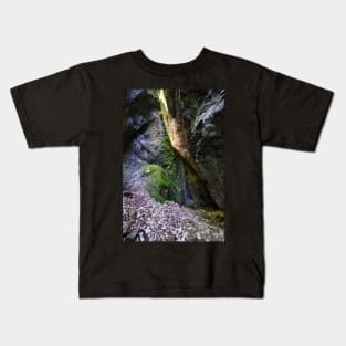 The wonderful Sighistel gorge Kids T-Shirt